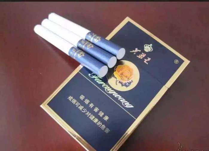 打火机放在烟盒子上是什么意思