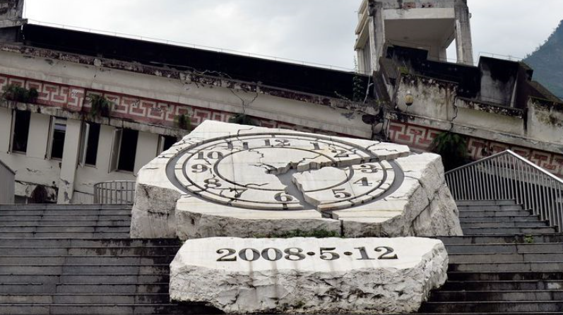 汶川地震死了多少人？