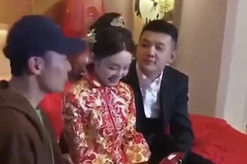 朱亚文妹妹出嫁，为何妹夫却格外受关注呢？