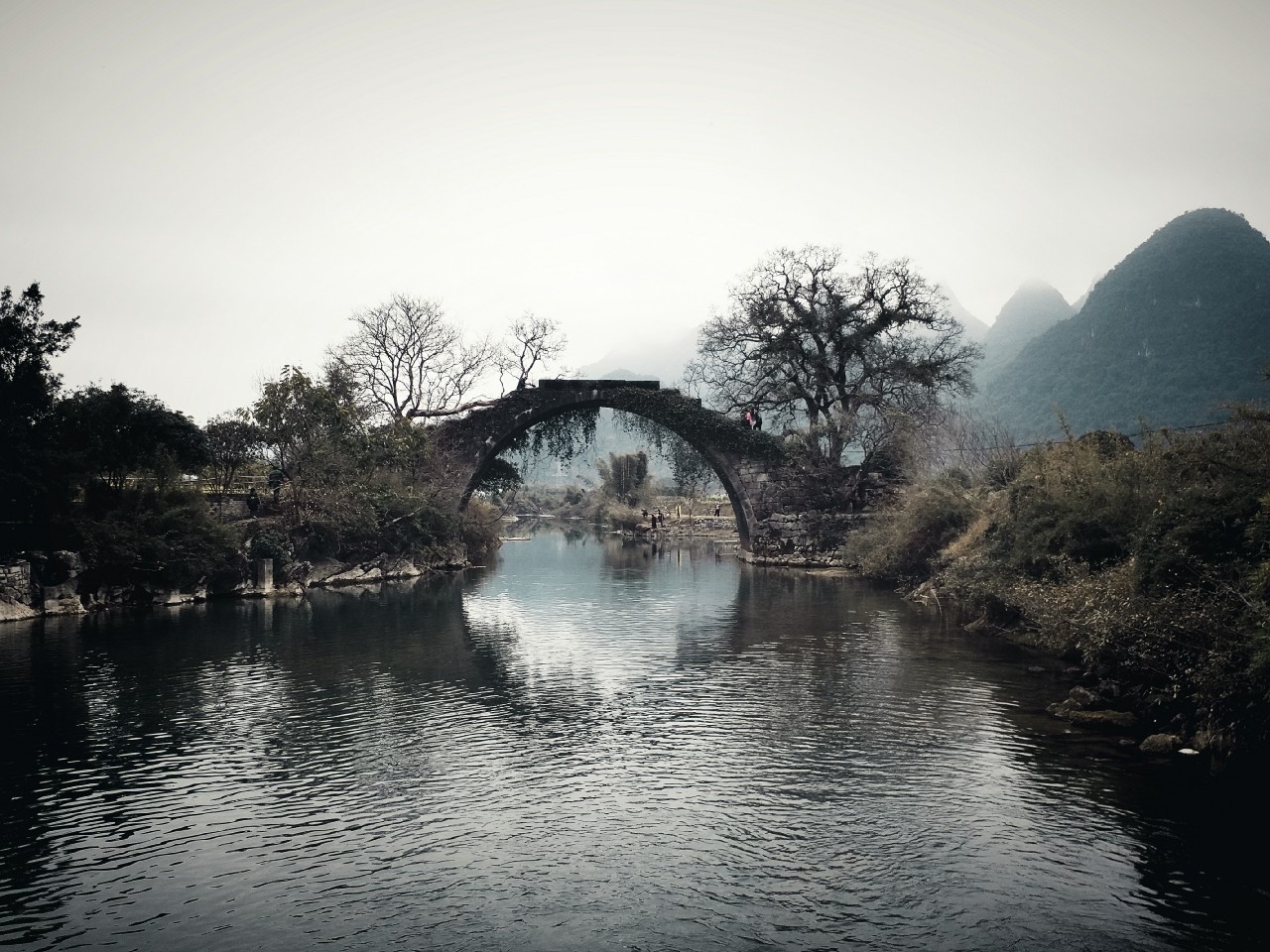 蒙蒙细雨 类似这样的词语，要多哦？