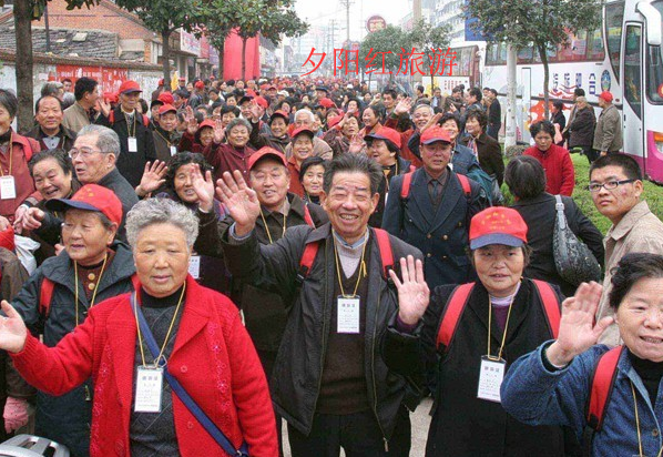 老人在乘坐夕阳红旅游专列都需要注意些什么