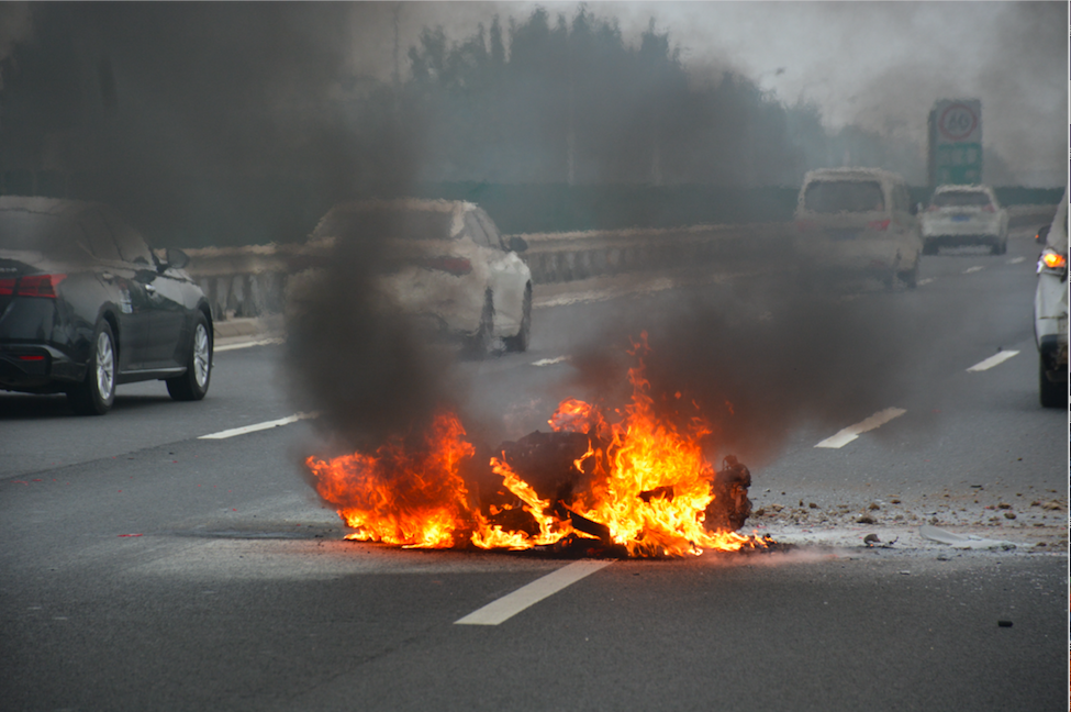 辽宁一两轮机动车爆炸导致一死五伤，两轮机动车突发爆炸的原因是什么？