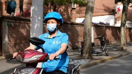 上海为父送饭女子坠楼后，其丈夫发声，他丈夫说了些什么？