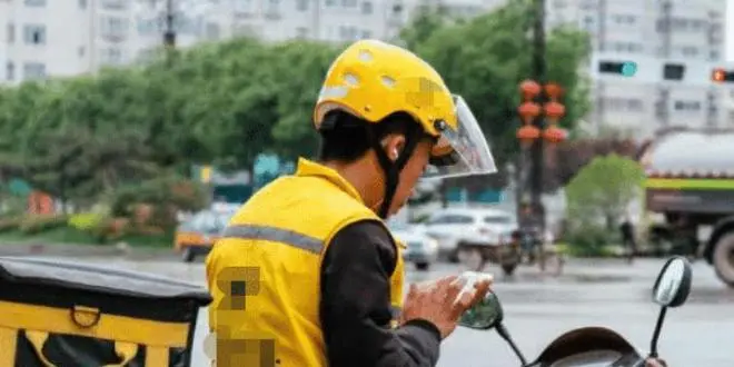 上海为父送饭女子坠楼后，其丈夫发声，他丈夫说了些什么？